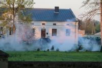 Wystrzały procesyjne przy plebanii